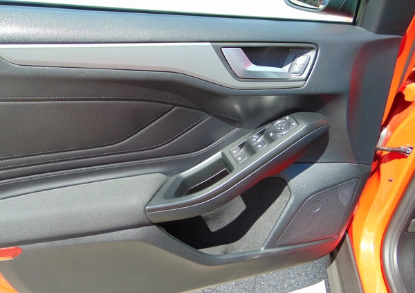 Ford Focus cena 65900 przebieg: 54872, rok produkcji 2019 z Ełk małe 436